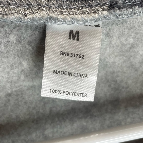 grey fleece t shirt - Picture 3 of 4